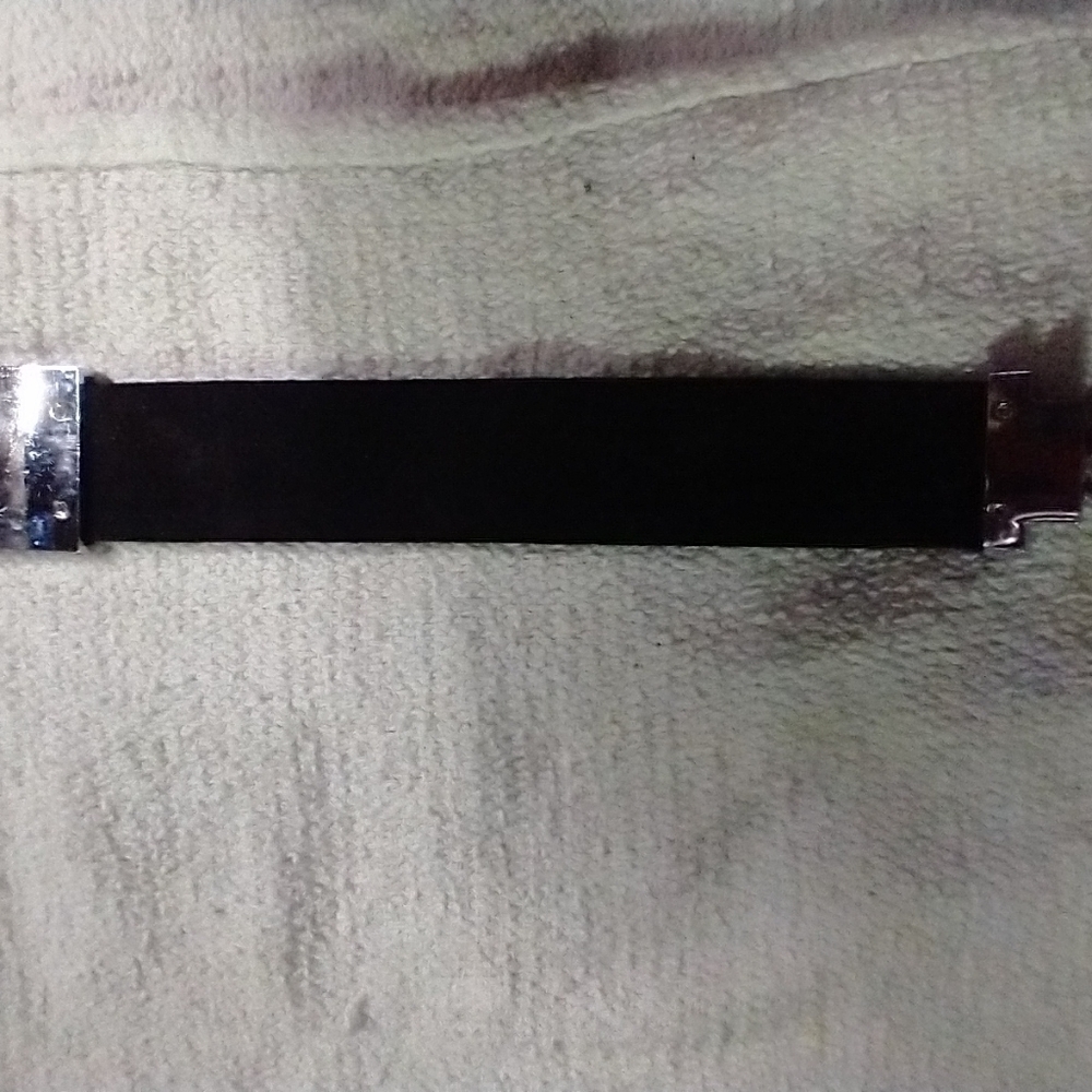 Silvertone black faux leather mirror heart crystal bracelet - Picture 8 of 9